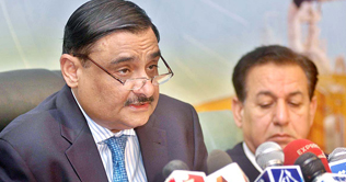 Pakistan heading towards huge energy crisis: Asim Hussain